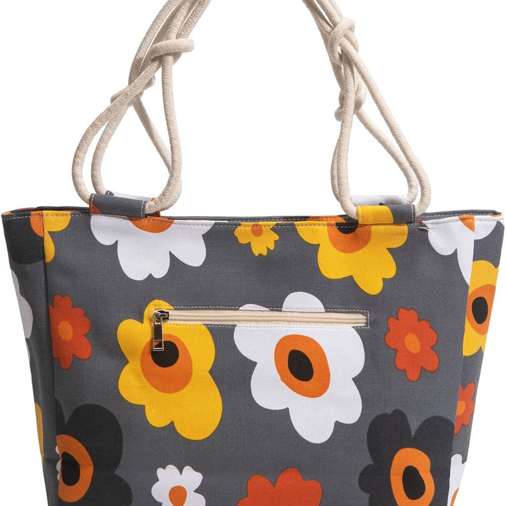 Farmstyle Blooms bag. NWT